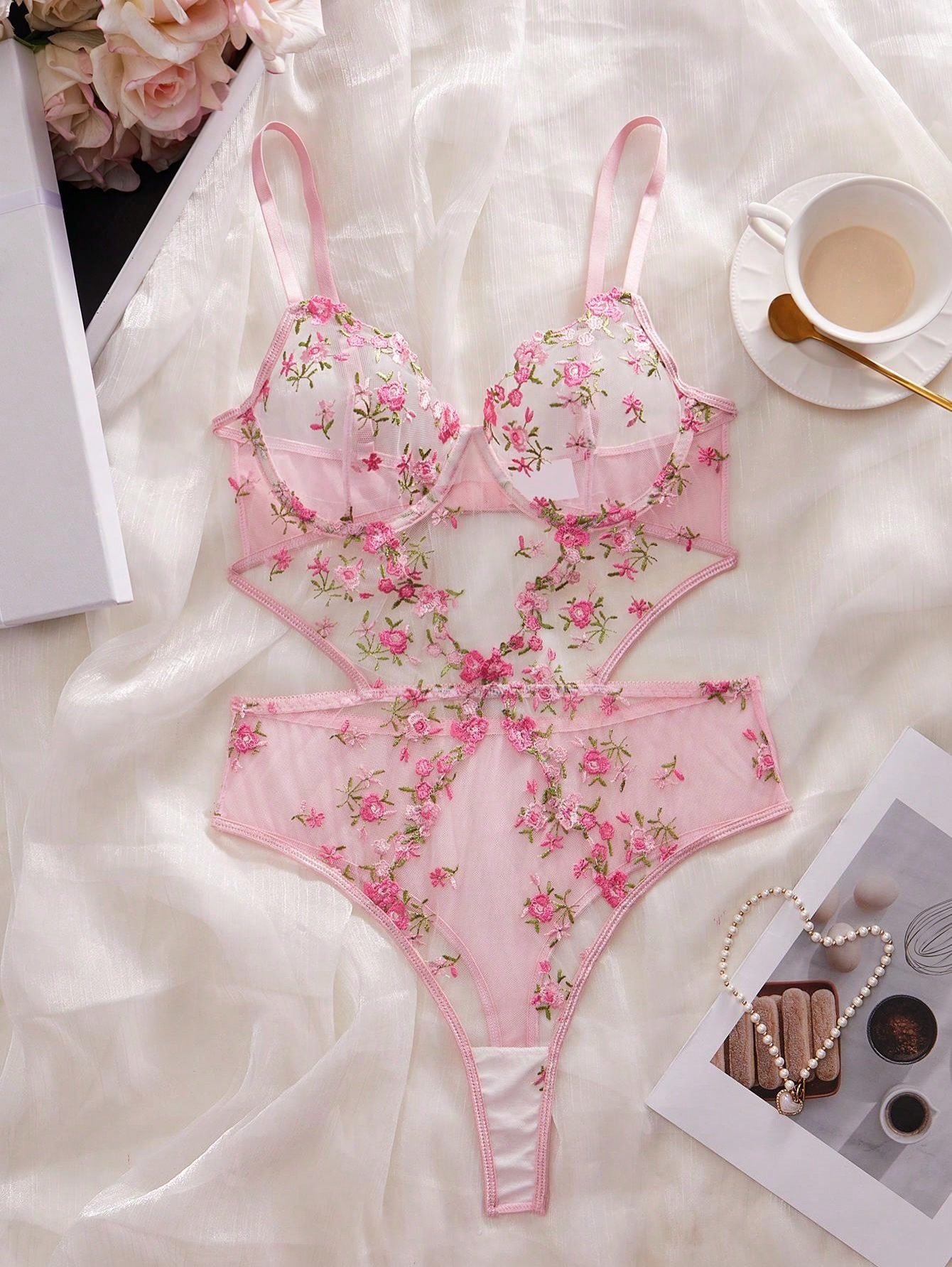 NO9007# Women lace-trim lingerie set wholesale for Middle East wholesale buyers